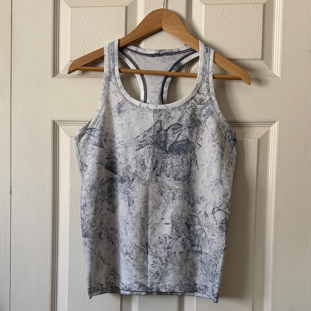 LULULEMON- Women’s White/Gray Marble Tank